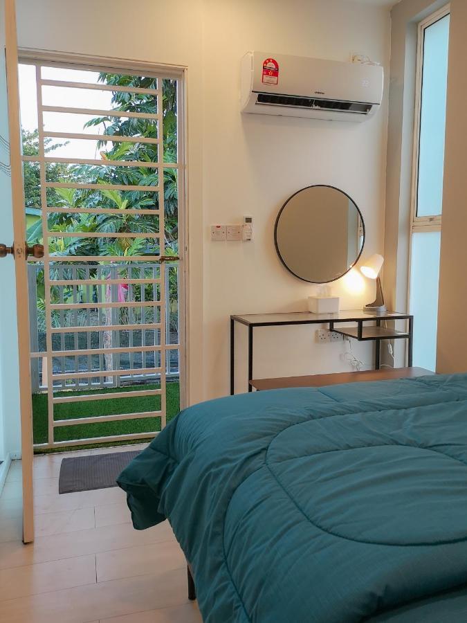 Kamalia Villas Kampung Penarik Exteriör bild