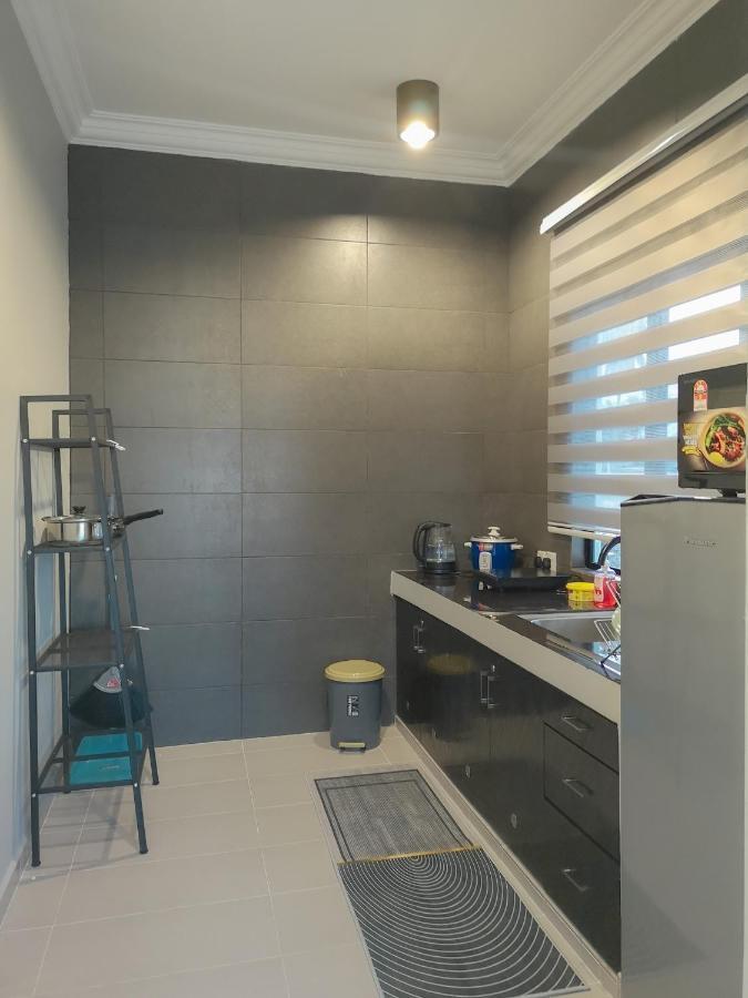 Kamalia Villas Kampung Penarik Exteriör bild