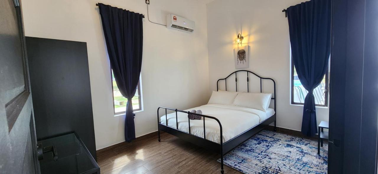 Kamalia Villas Kampung Penarik Exteriör bild